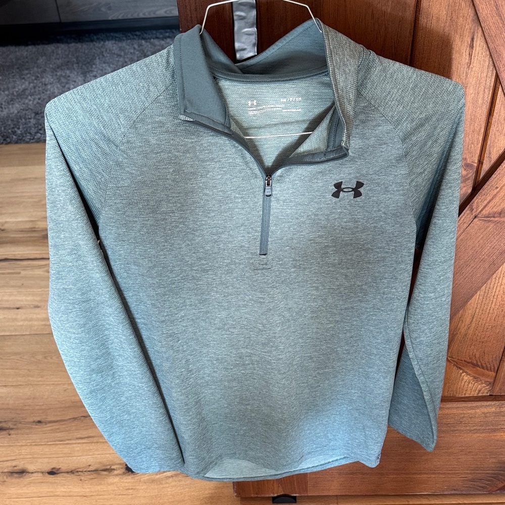 Under Armour Heather Gray Performance Pullover